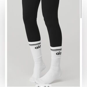 ALO Yoga Men's Athletic Socks in White and Black